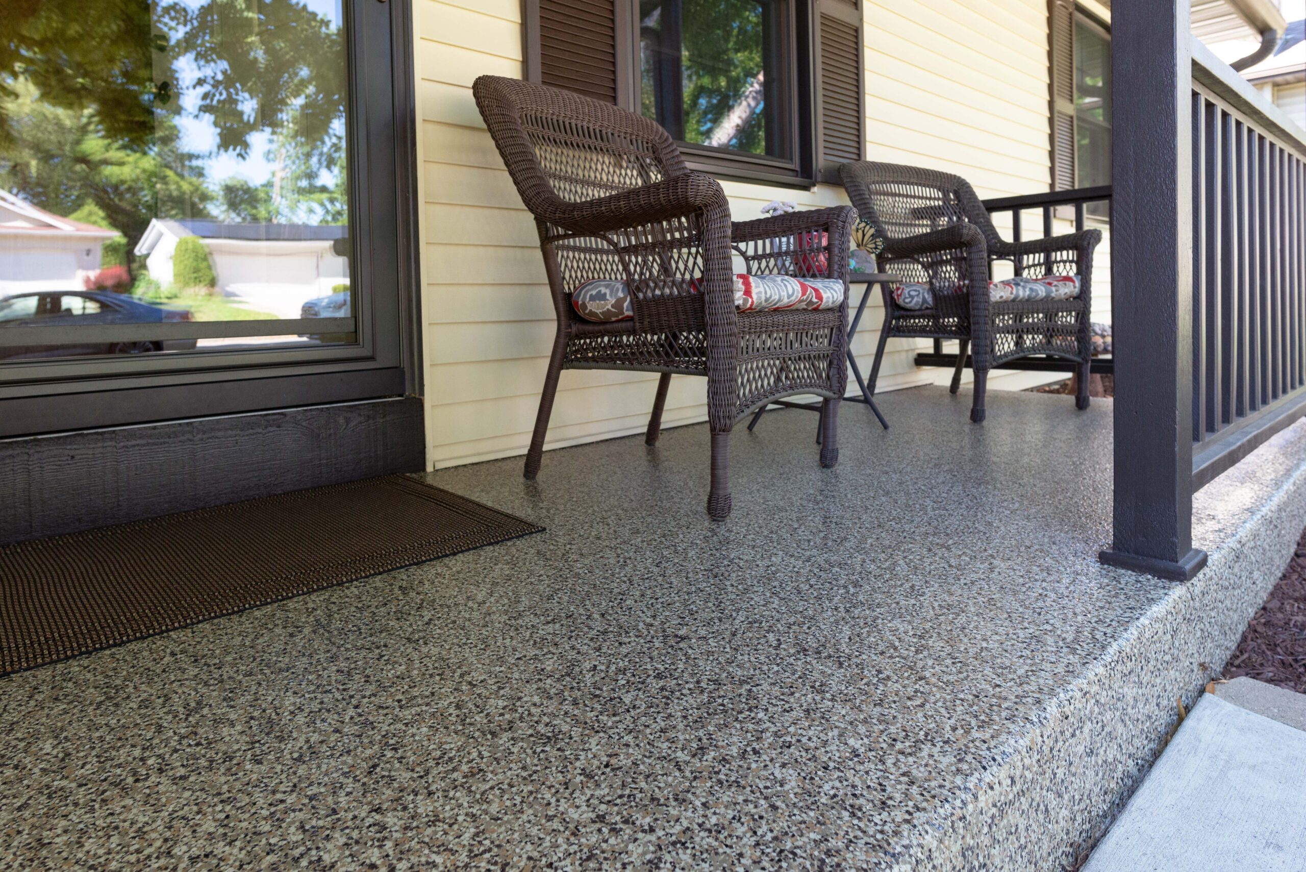 Color Chips and Flakes: Decorative Coating Enhancements